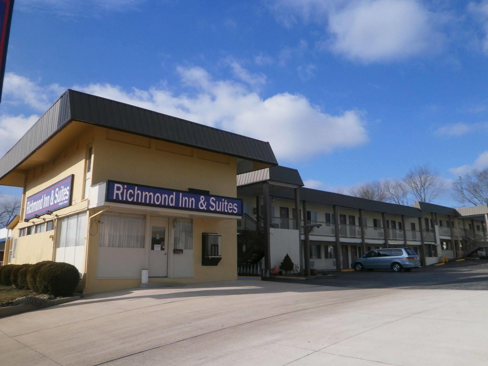 Richmond Inn And Suites Exterior photo